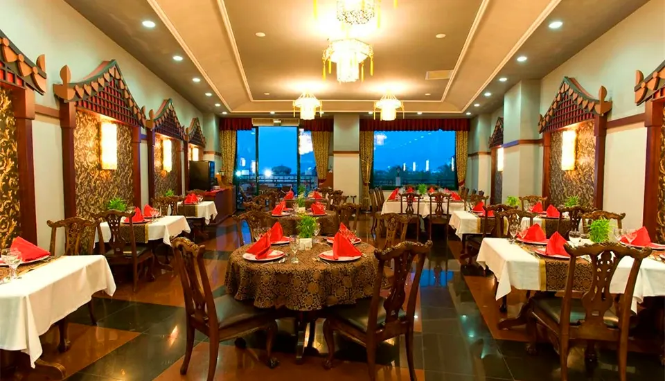 هتل دلفین پالاس آنتالیا